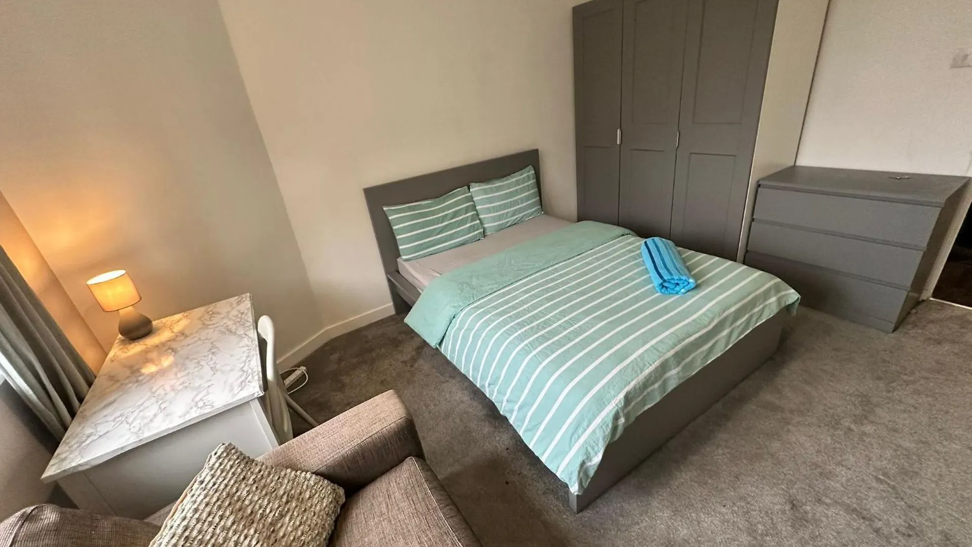 Apartment Renovu Exclusive Rooms London